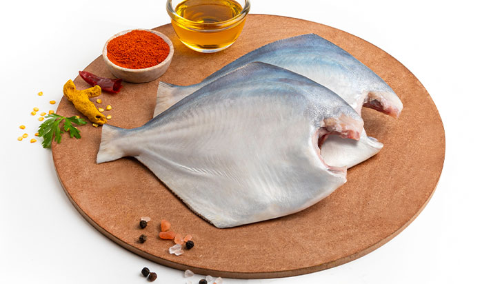 White Pomfret Whole Cleaned